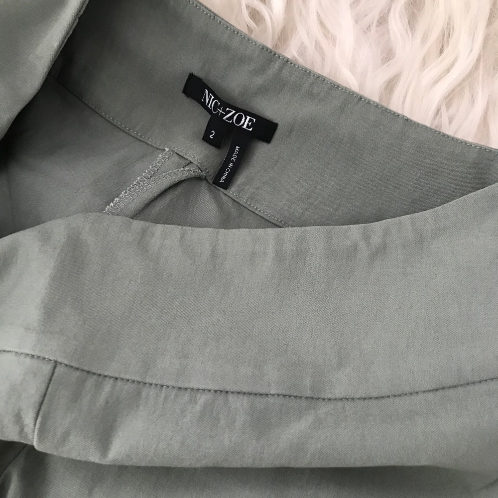 NIC + ZOE Wonderstretch High Rise Straight Pants - Picture 4 of 6